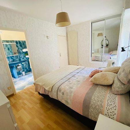 Chez Maria Bed & Breakfast Понторсон Екстериор снимка