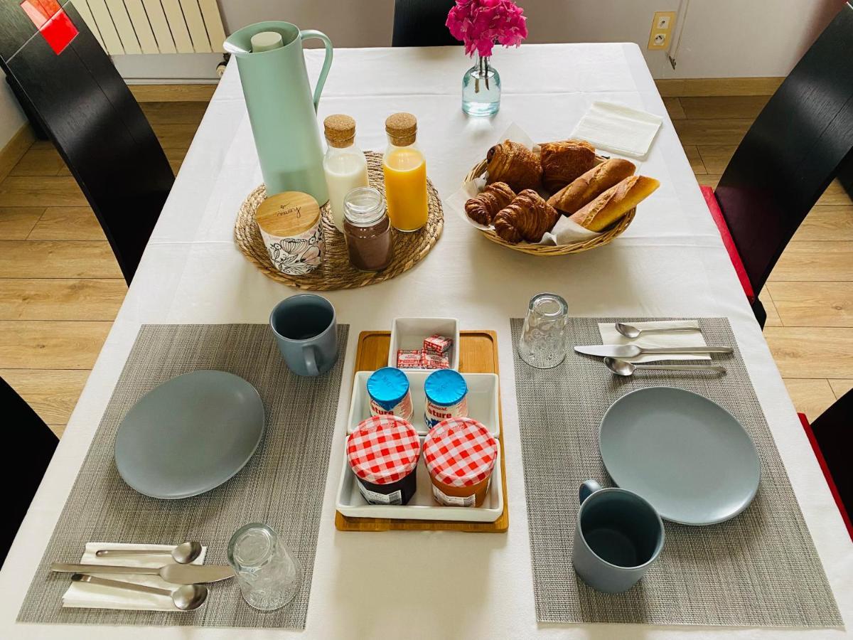Chez Maria Bed & Breakfast Понторсон Екстериор снимка